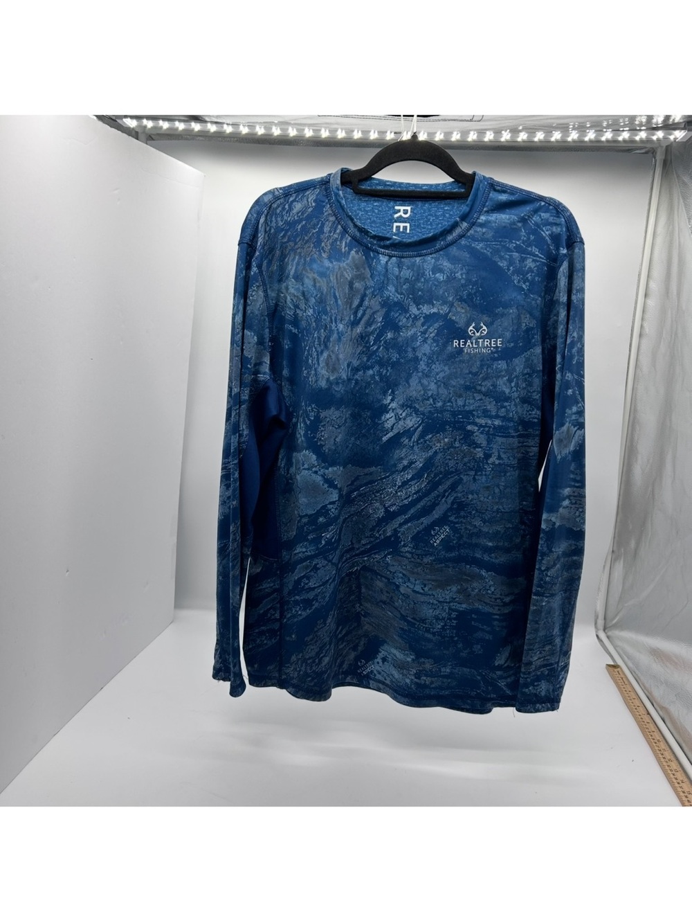 Realtree Men's Long-Sleeve Reversible  Large Shirt - Blue Camo